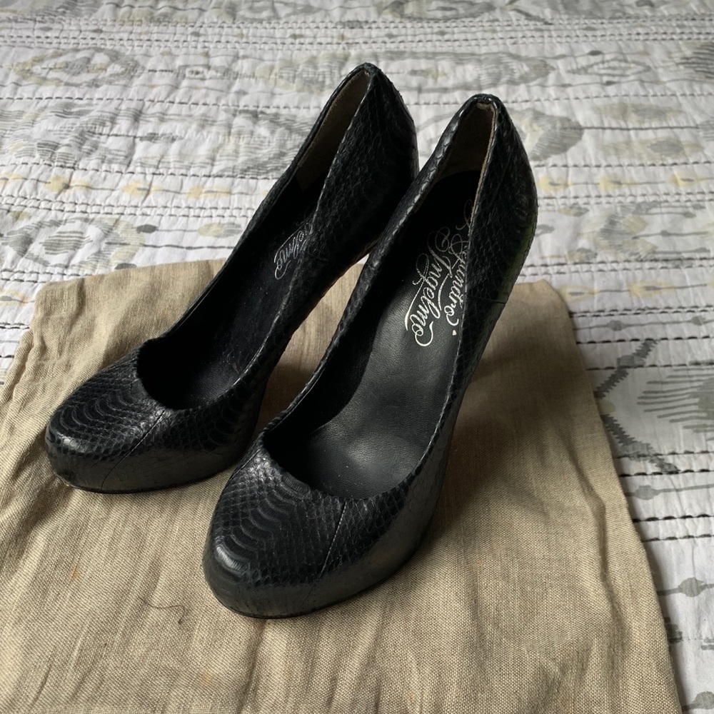 Alejandro Ingelmo Black Python Platform Heels Sti… - image 2